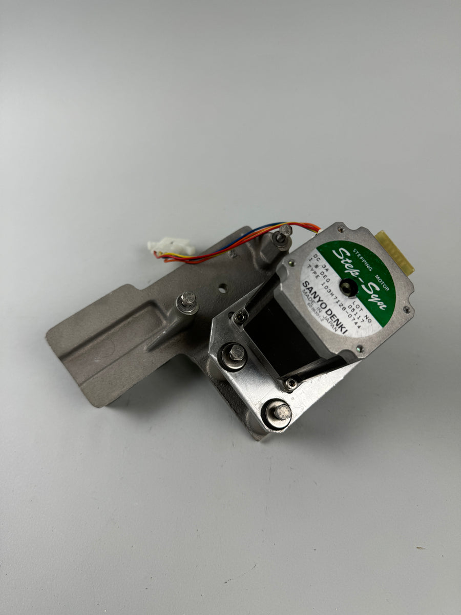 Step-Syn Stepping Motor 103H7126-0744, DC 3 A, 1.8DEG/STEP, Sanyo Denk ...
