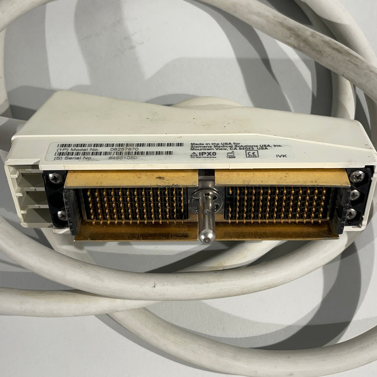 Siemens Acuson 4V1 Vector Transducer / Vector Probe – Puma Export, Inc.